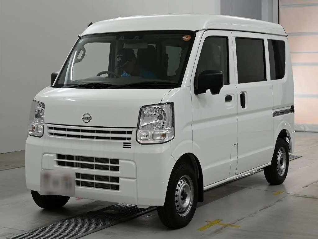 Nissan NV100 Clipper DR17V 2026